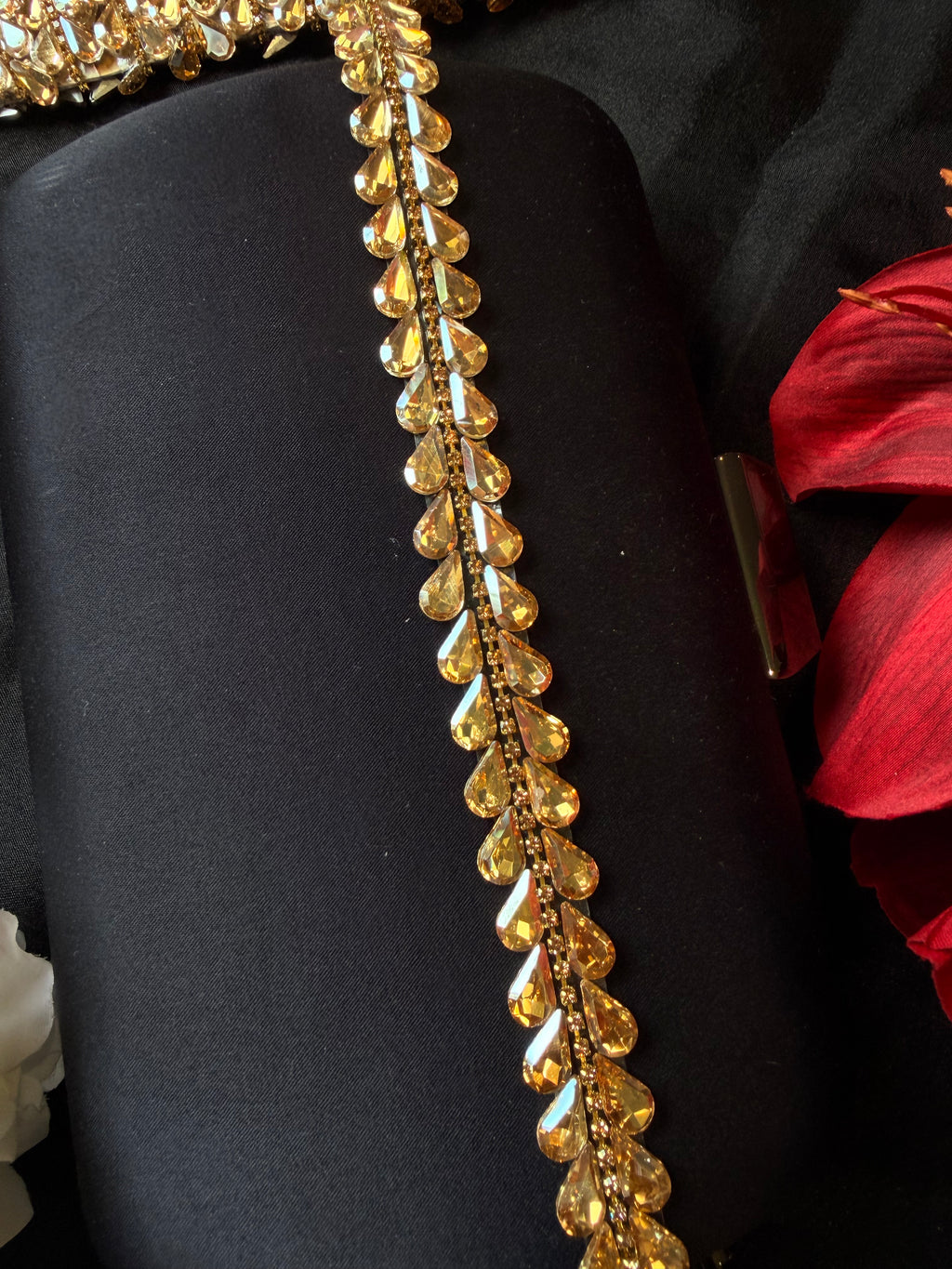 Iron On Crystal Rhinestone Leaf Trim, 1 Yard