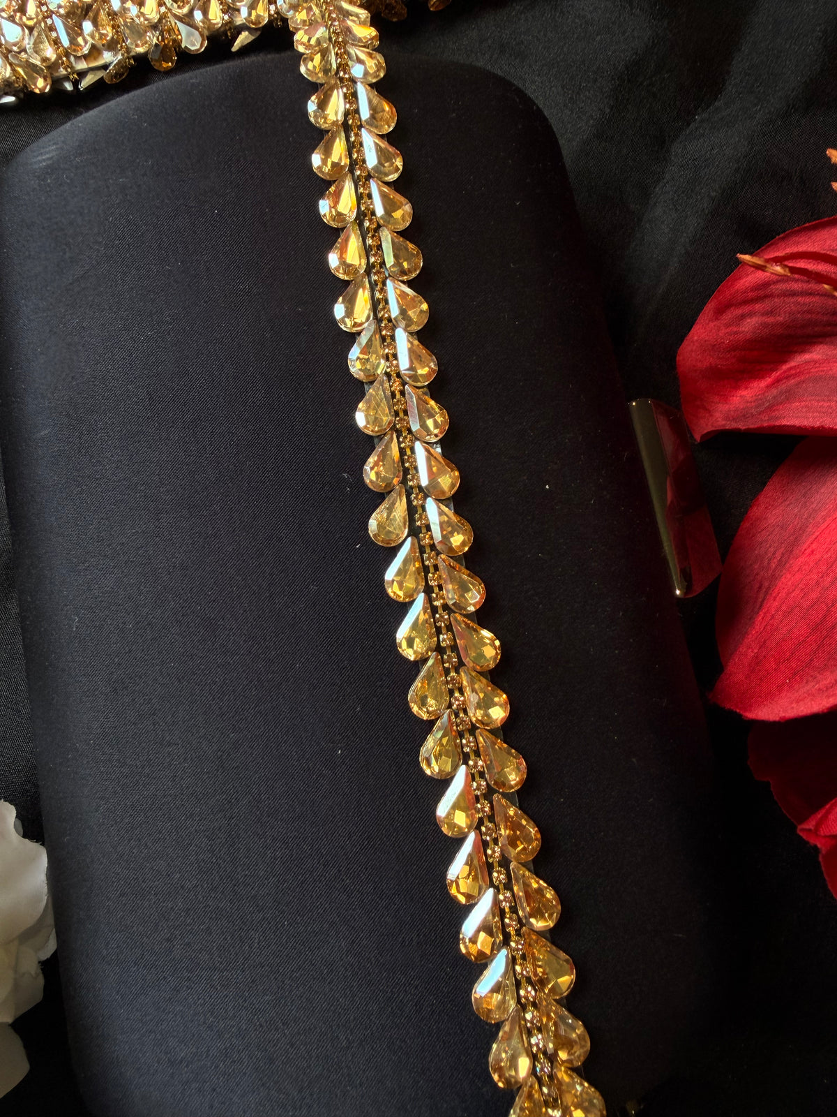 Iron On Crystal Rhinestone Leaf Trim, 1 Yard