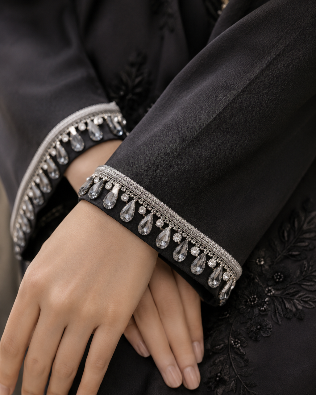 Iron On Teardrop Crystal Rhinestone Trim for Bridal Dresses & Sewing – 1 Yard
